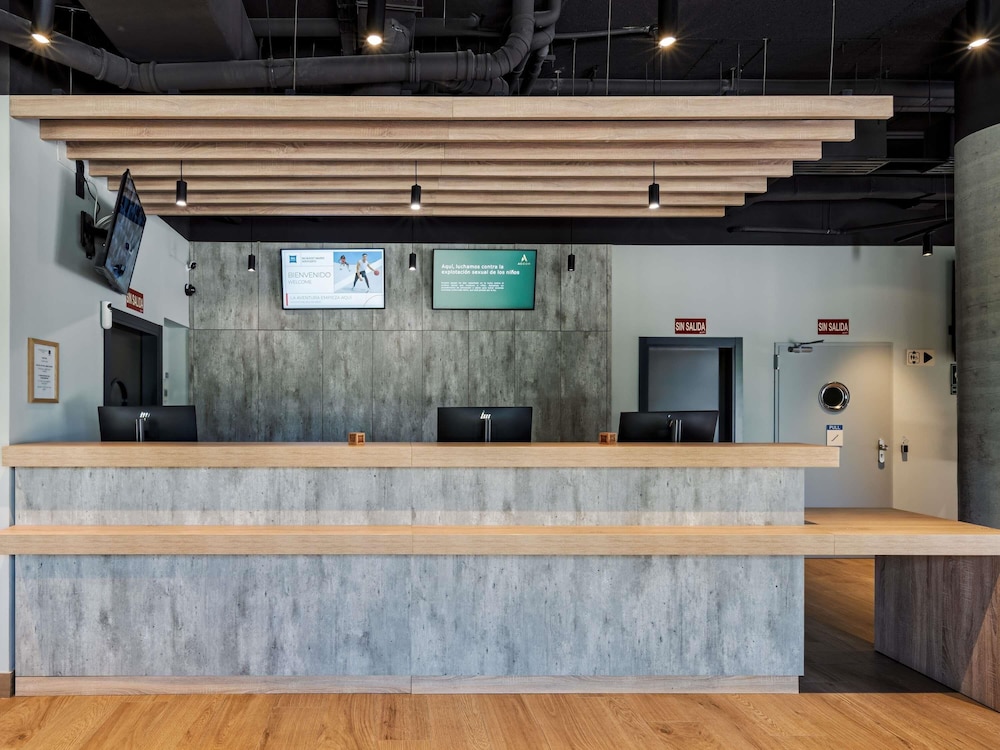 ibis budget Madrid Aeropuerto 7/58