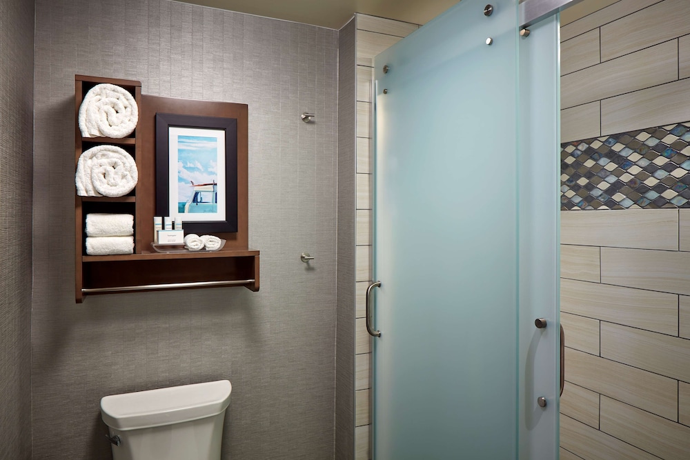 Homewood Suites by Hilton Los Angeles Redondo Beach 11/45