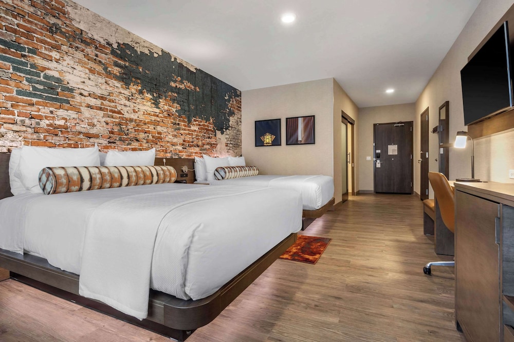 ROOM, 2 QUEEN BEDS, ACCESSIBLE