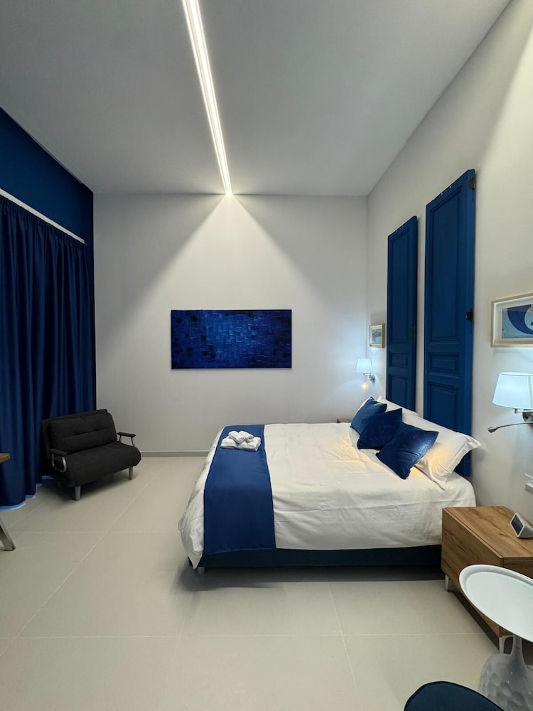 Poerio Station Rooms & Apartment 15/50