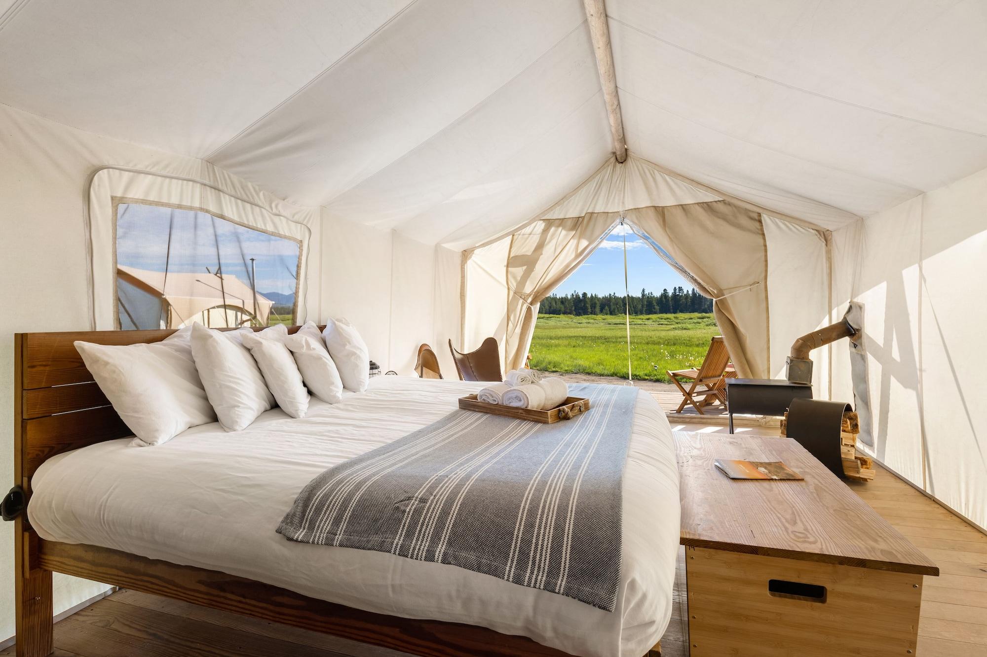 خيمة ديلوكس بحمام خاص