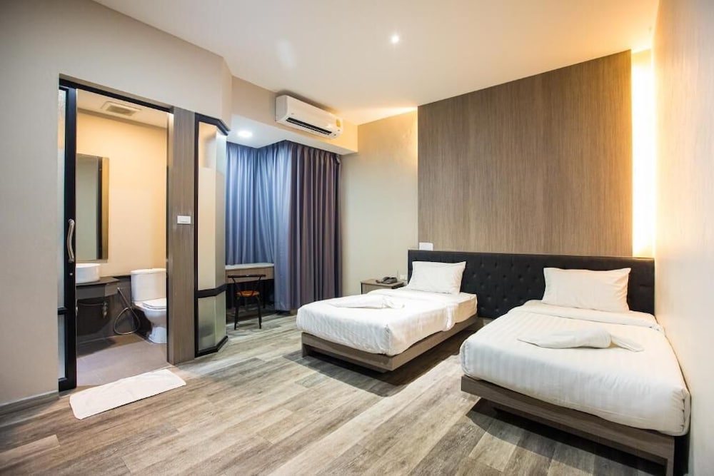 Tara Park Resotel 12/41