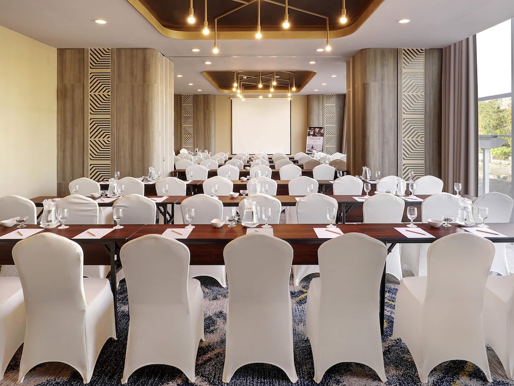 Mercure Makassar Nexa Pettarani 42/47