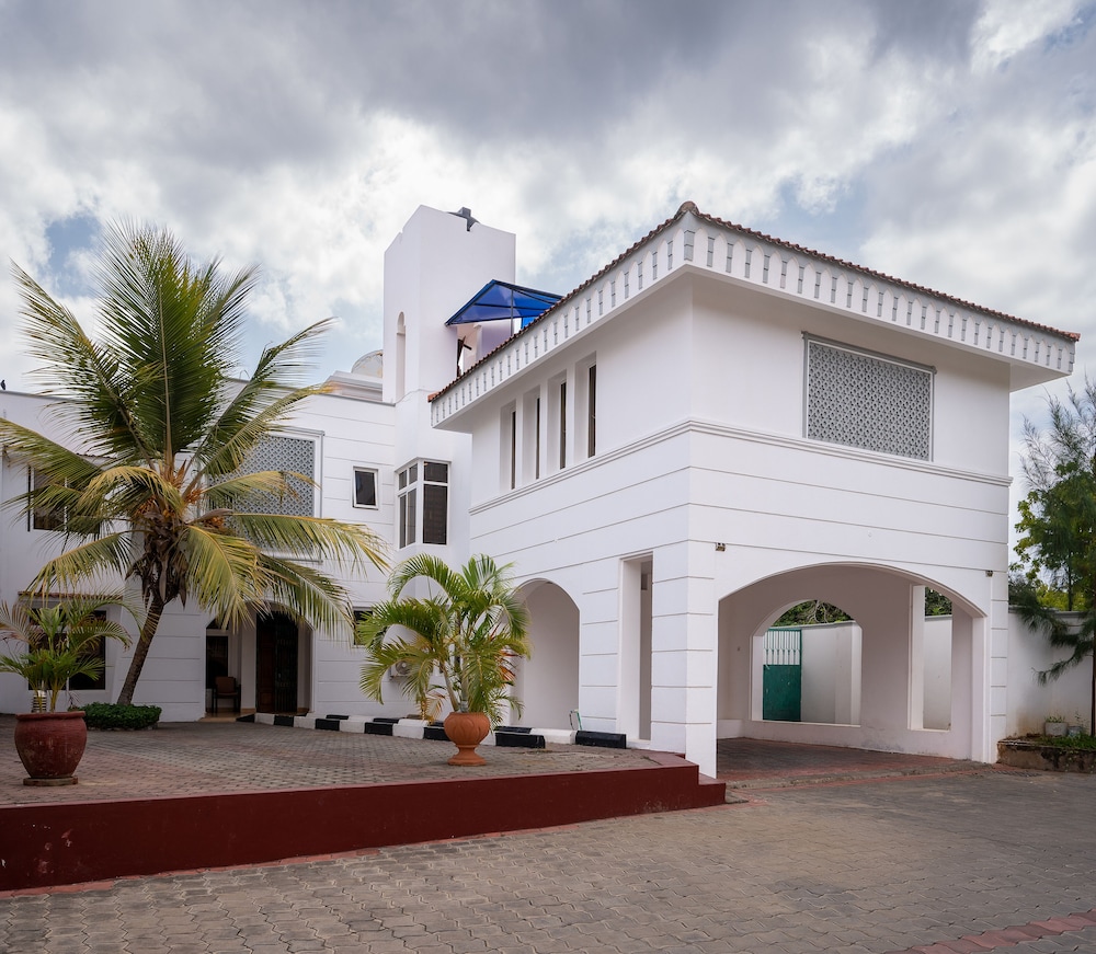Nyali Villa 4/40