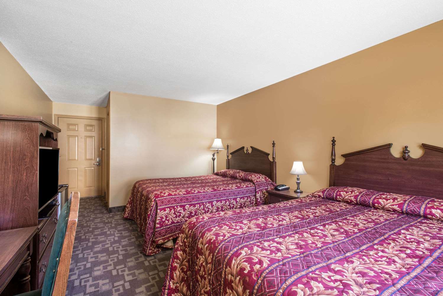 غرفة بسريرين كوين