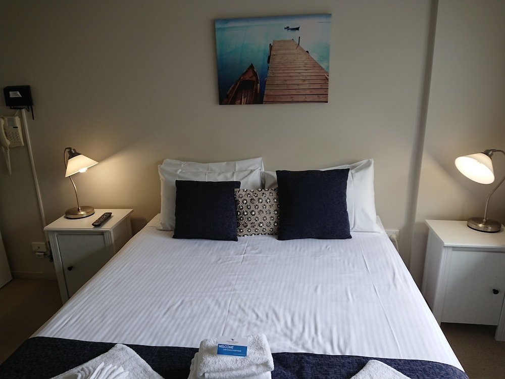 SCARBOROUGH BEACH RESORT 40/72
