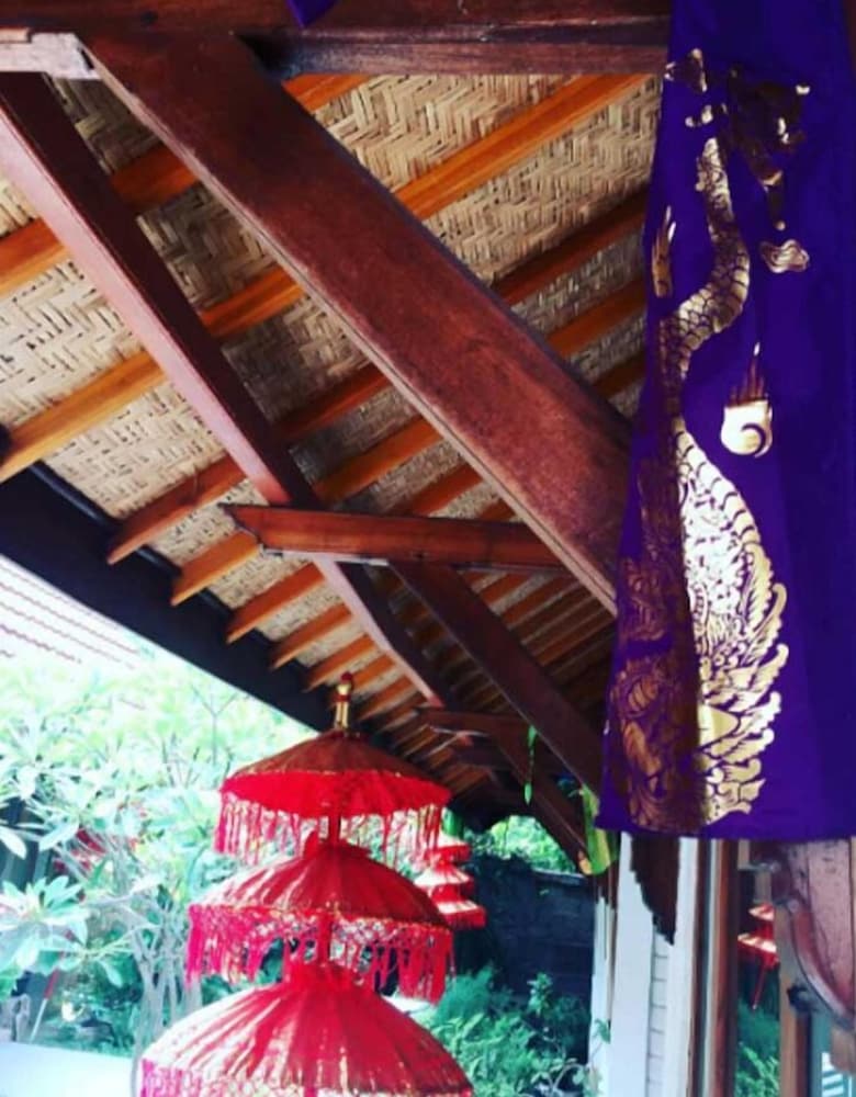 Komodo Lodge 7/47