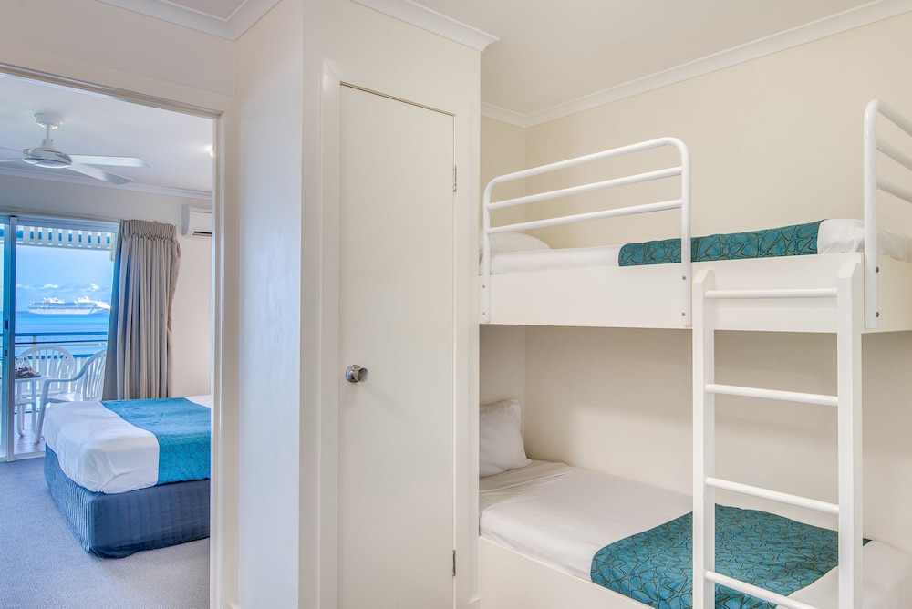 Tangalooma Island Resort 54/54