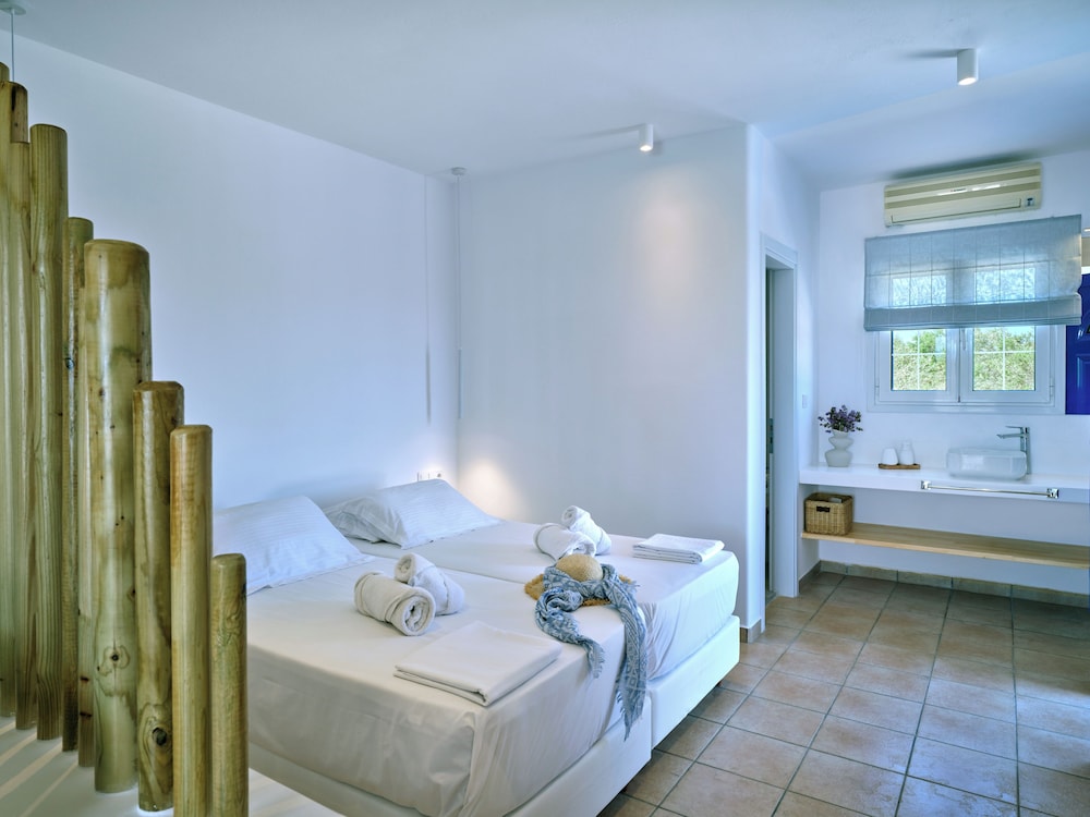 Fyrogenis Palace Hotel - Apartments photo5