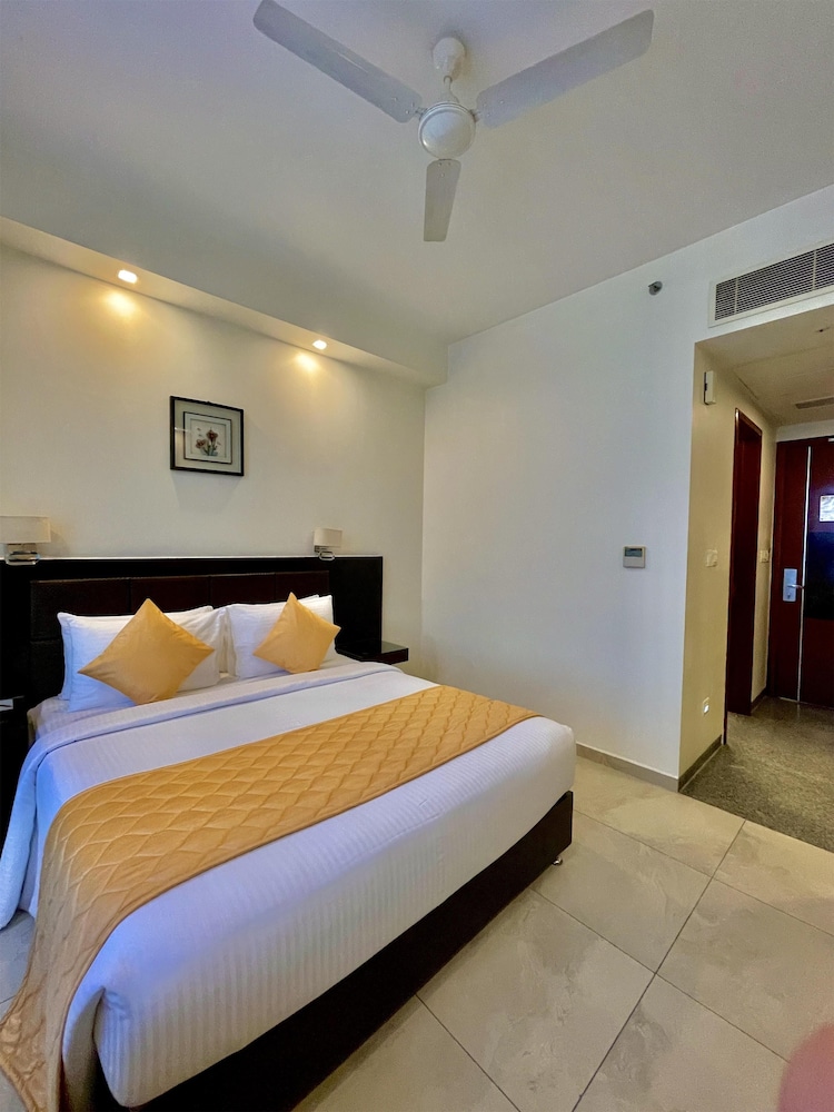 غرفة سوبيريور بسرير كينج، Best Western Tirupati Hotel 2/9