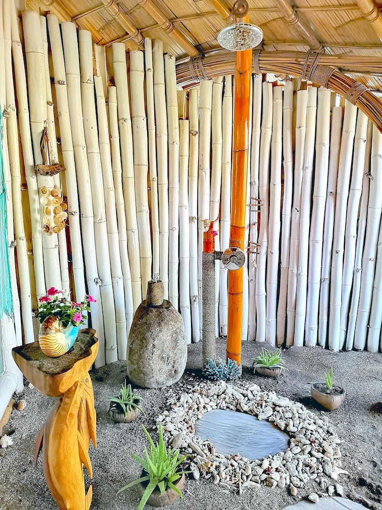 Coconut Garden Beach Resort 12/47