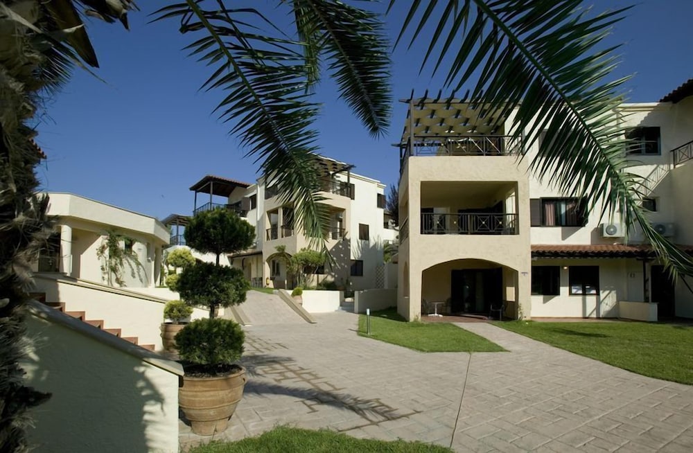 Elani Bay Resort 37/50