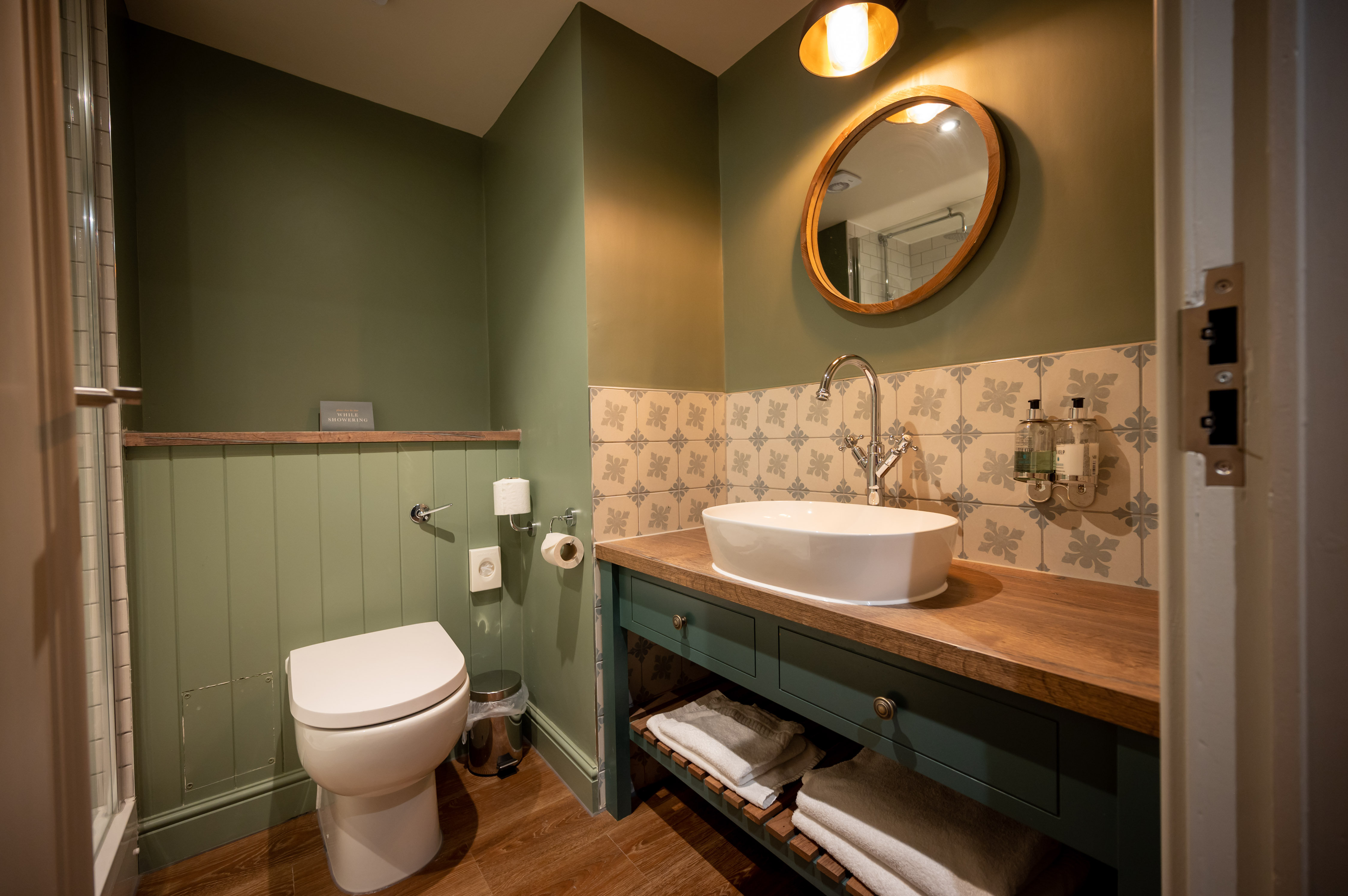 The Green Man Hotel 37/39