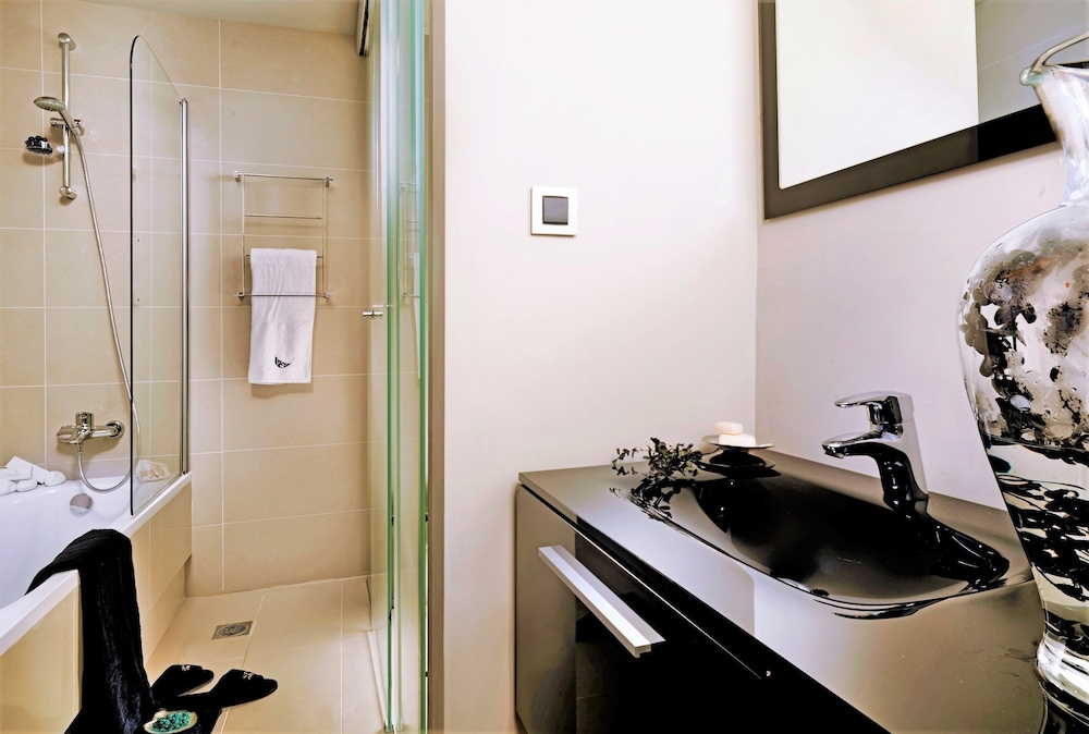 2 Bedrooms, Luxury, Suite, 2 Queen Beds, Sofa, Out of the Blue Resort 6/6