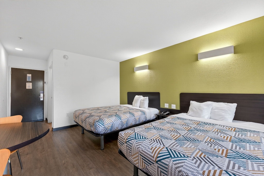 Motel6 Gastonia, NC 21/61