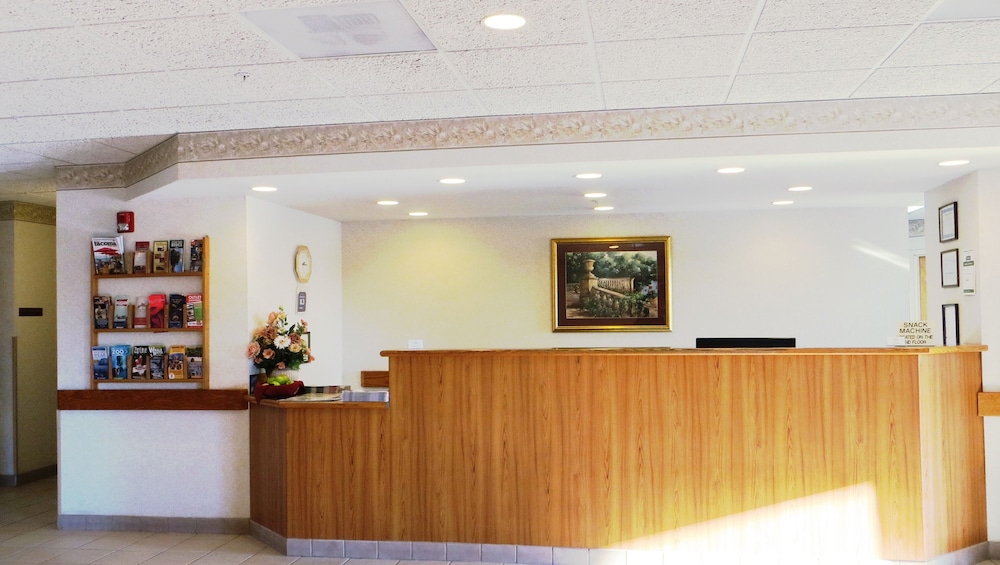 Peppermill Empress Inn 3/65