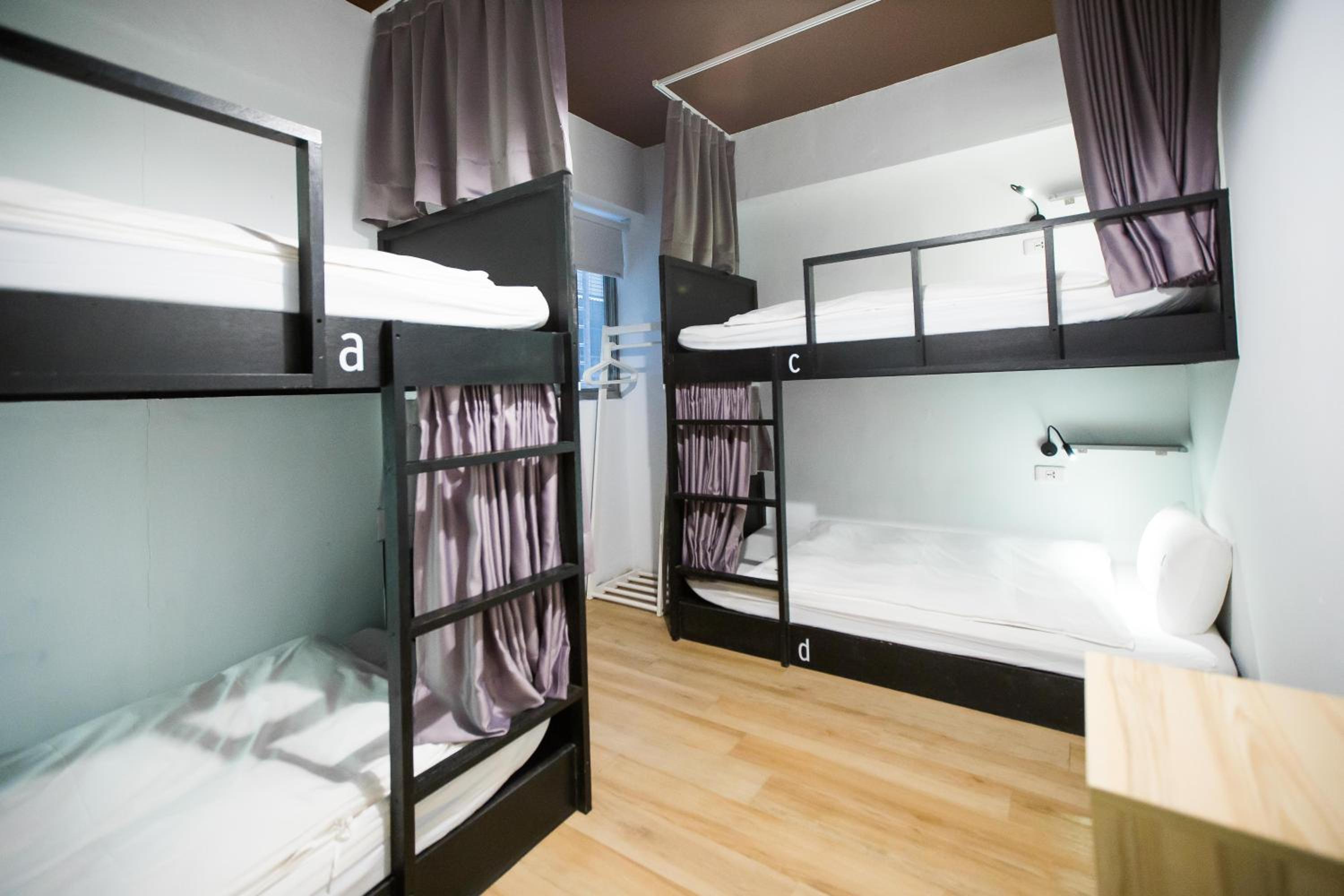 Private, 4 Beds, 4 Bunk Beds, Shared Bathroom
