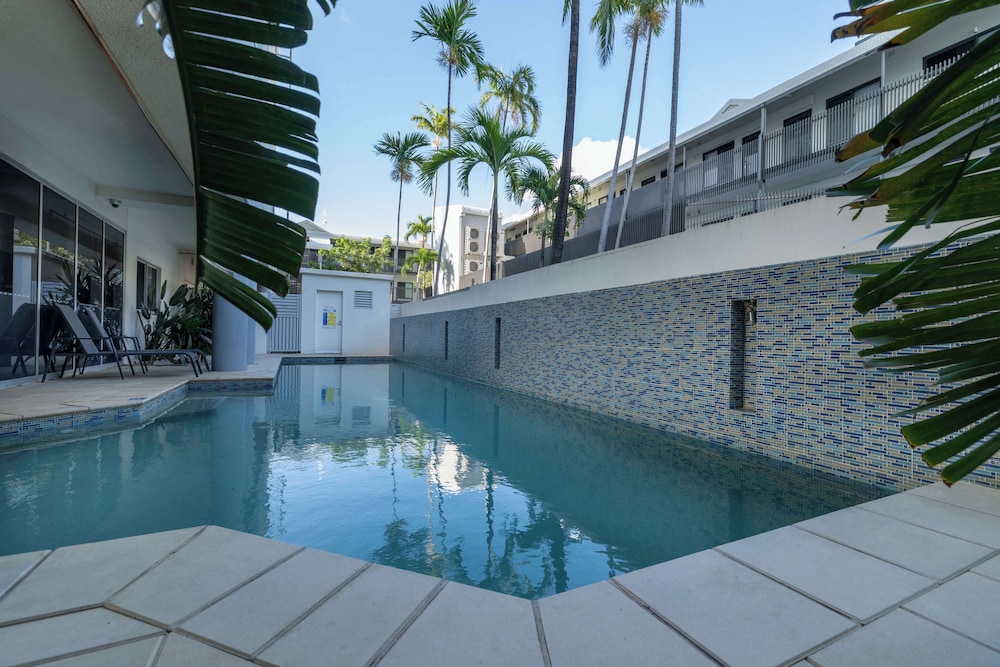 Oaks Townsville Metropole Hotel 32/69
