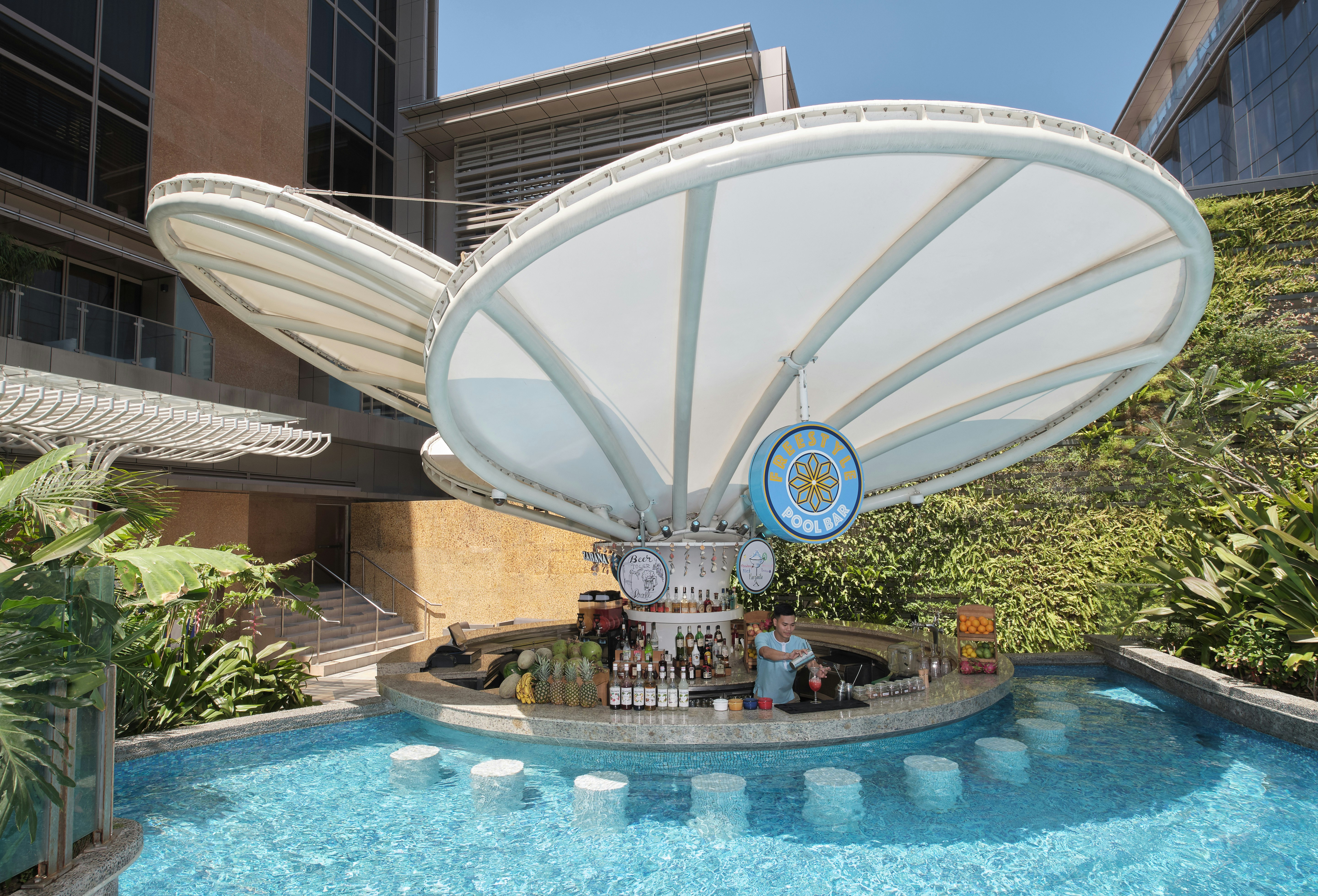 Hilton Manila Newport World Resorts 16/49