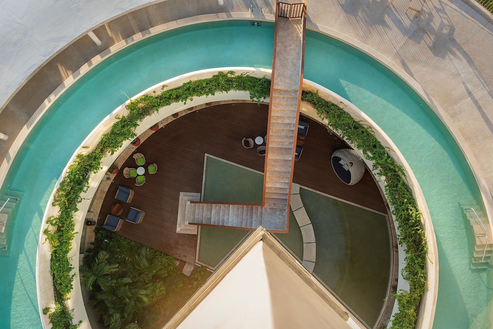 Hilton Garden Inn Cancun Airport photo2