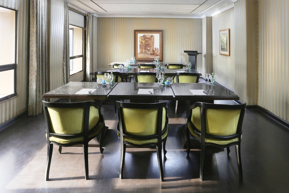 Four Points by Sheraton Lahore 56/64