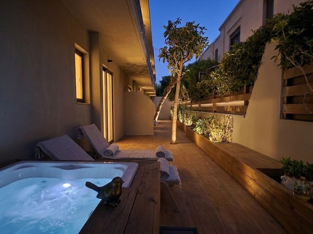 Mariette Apartments 28/55