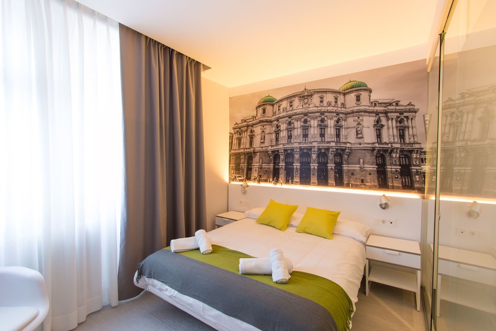 Bilbao City Rooms photo4