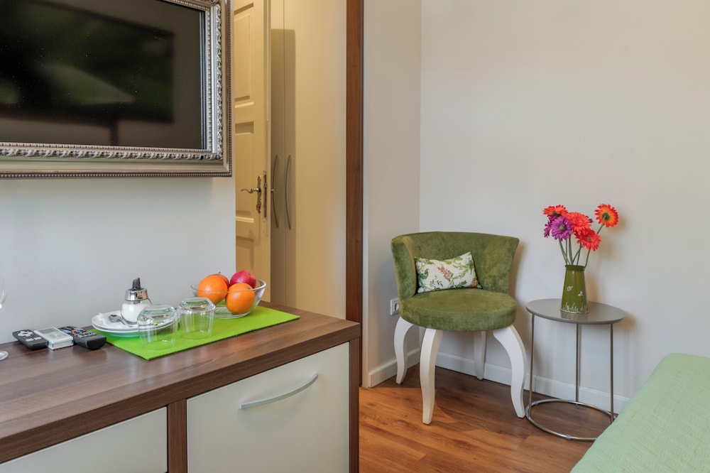 Bastion Luxury Rooms 15/25