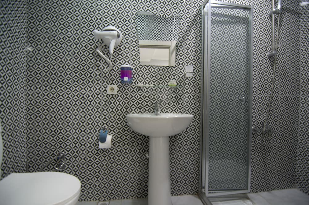 Istanbul Palace Hotel 36/40