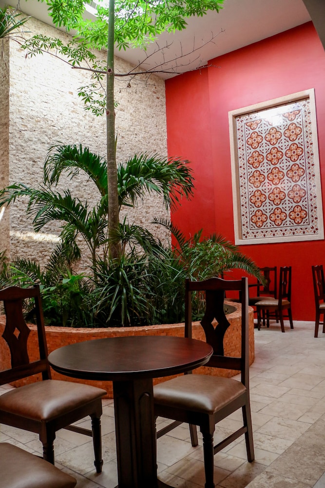 Hotel Boutique Gayser 52/53