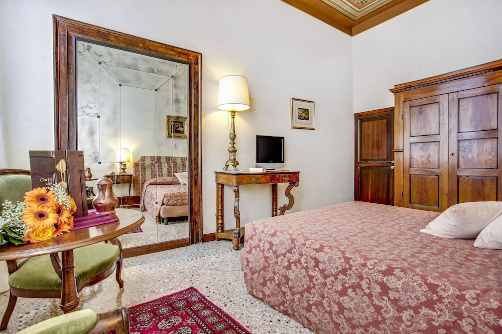 SUPERIOR, DOUBLE OR TWIN BED, CITY VIEW