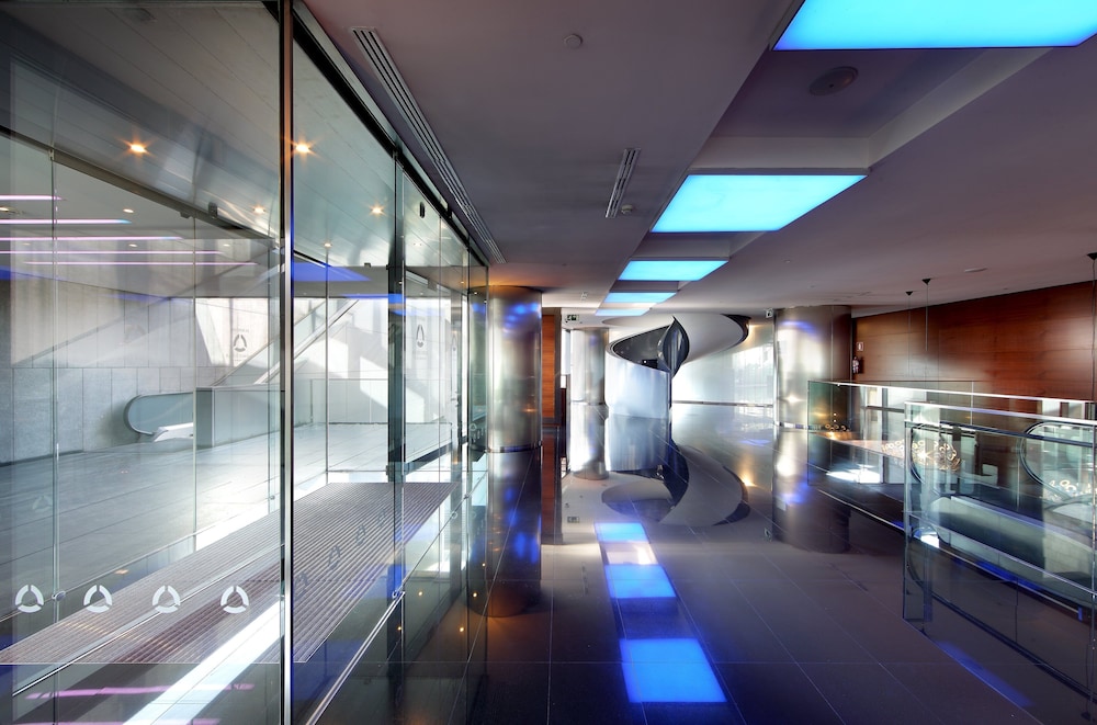 swimming pool spa