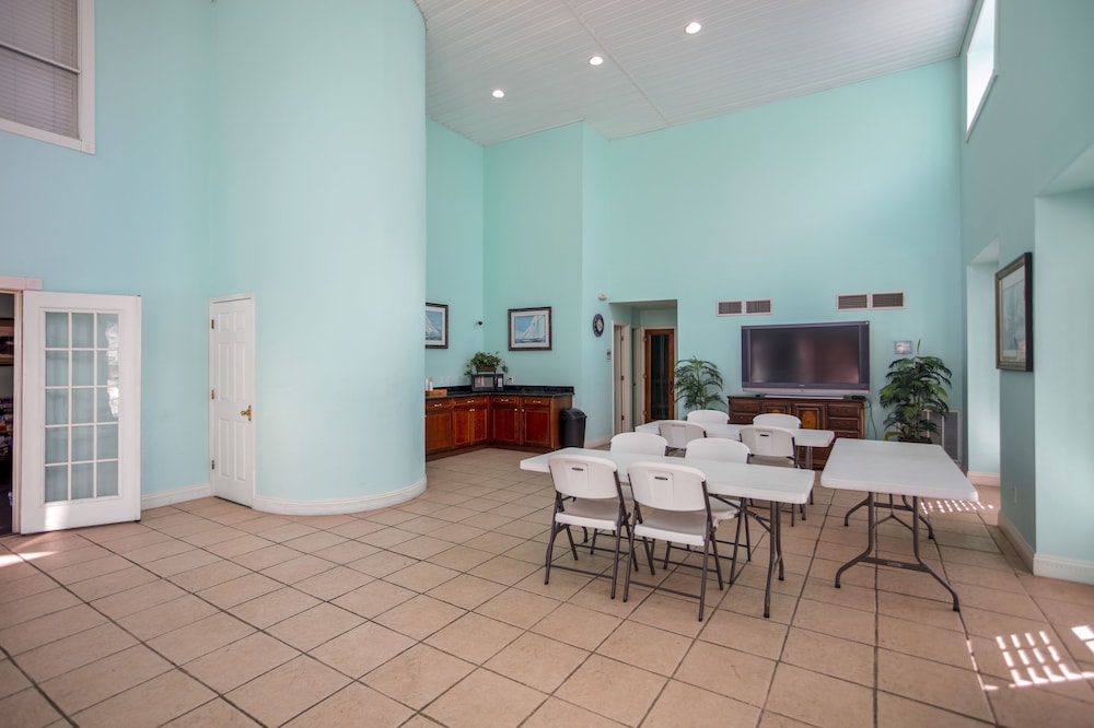 Edgewater Inn 27/51