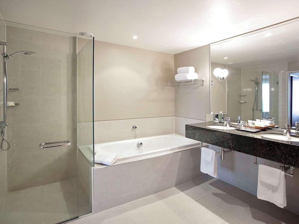 Pullman Auckland Hotel & Apartments 48/48