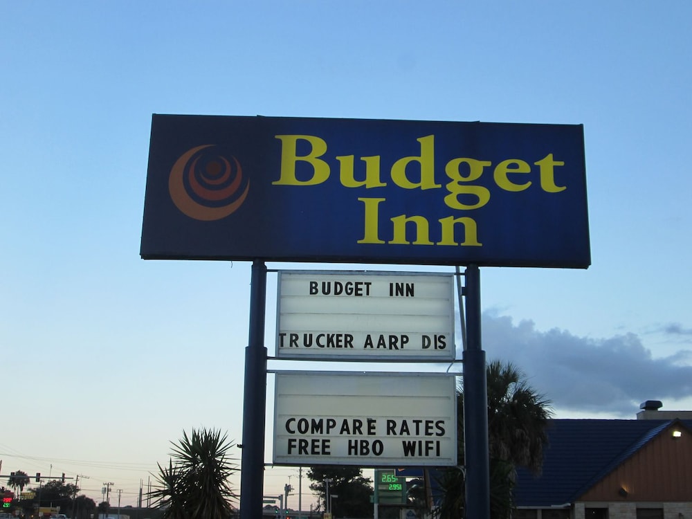 Budget Inn Cocoa 1/45