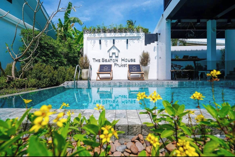 The Seaton House Phuket 50/50