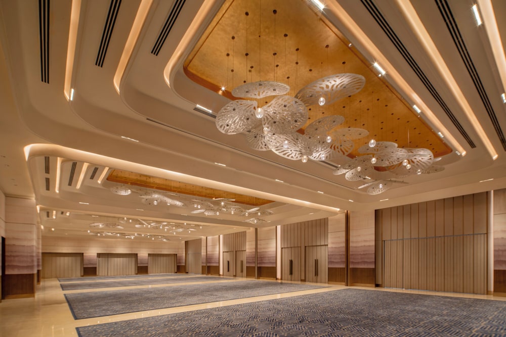 Trident Nariman Point 6/50