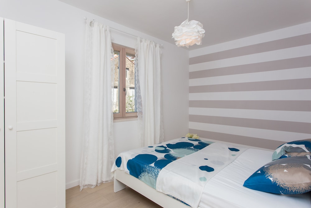Apartments Villa Karmen 23/50