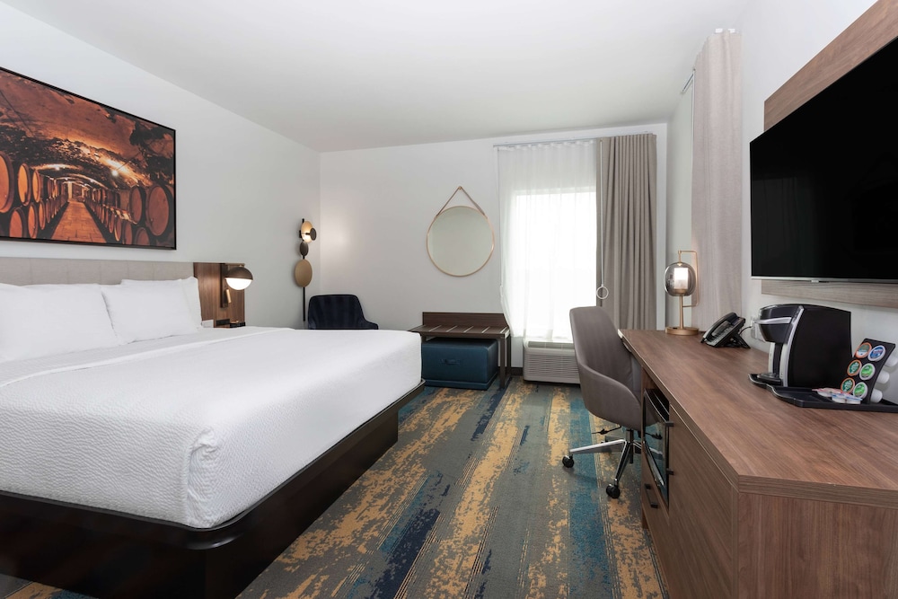 La Quinta Inn & Suites By Wyndham Galt Lodi North 19/56