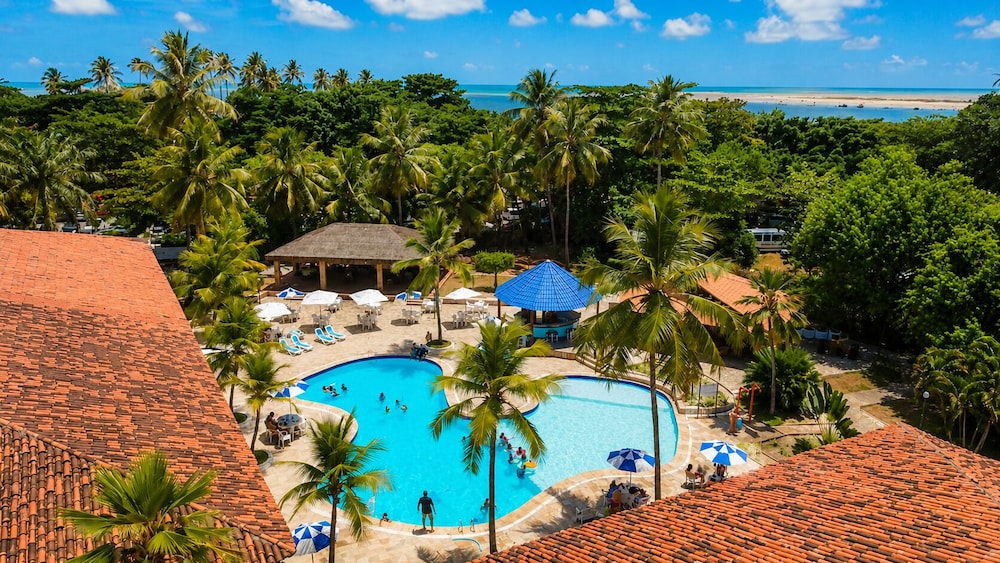 ORANGE PRAIA HOTEL 32/37