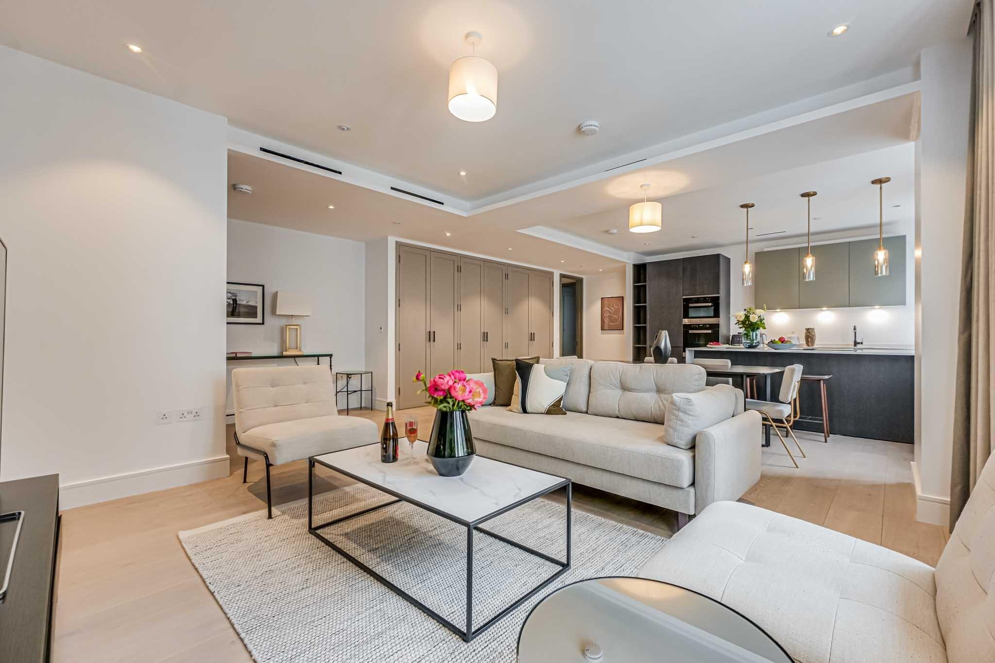 Westminster Apartments by D'Montrio 18/46