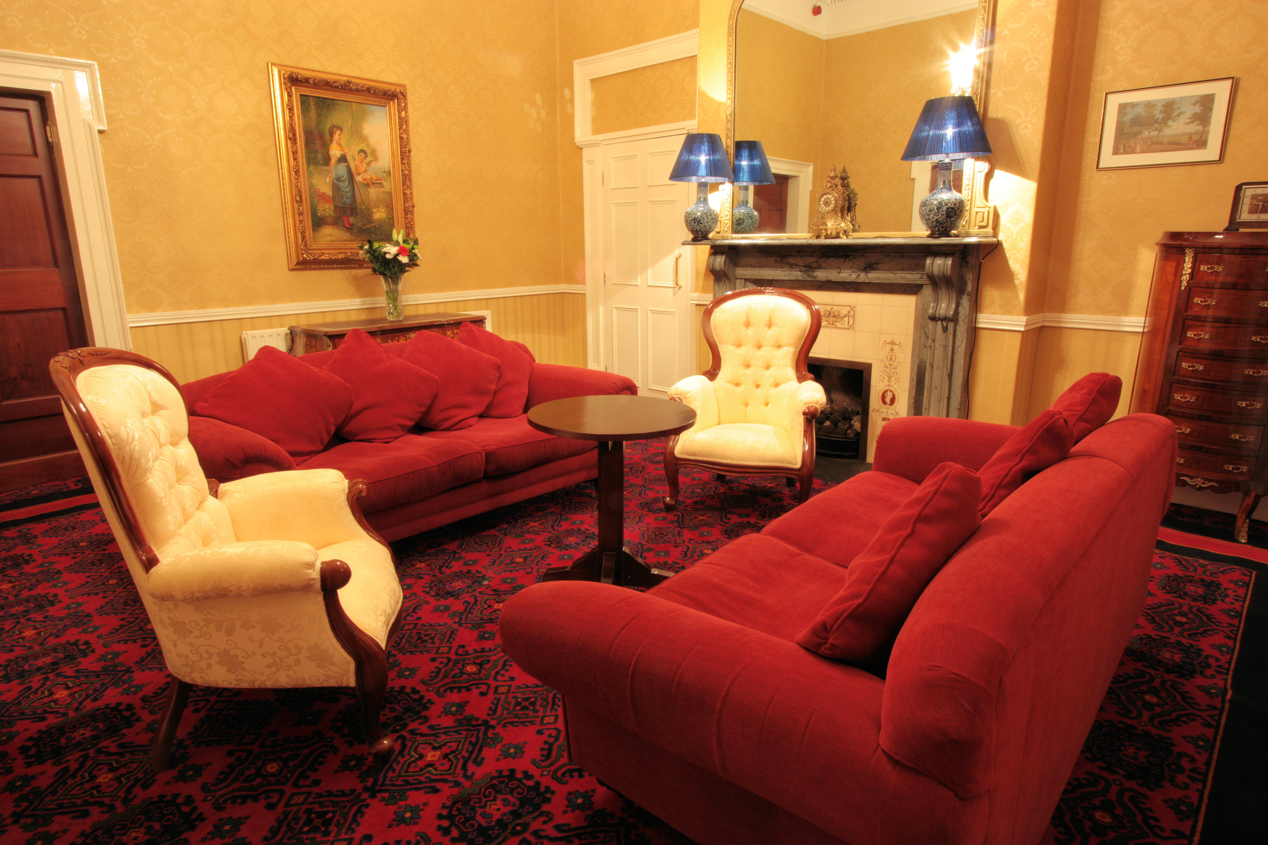 Castle Hotel 44/66