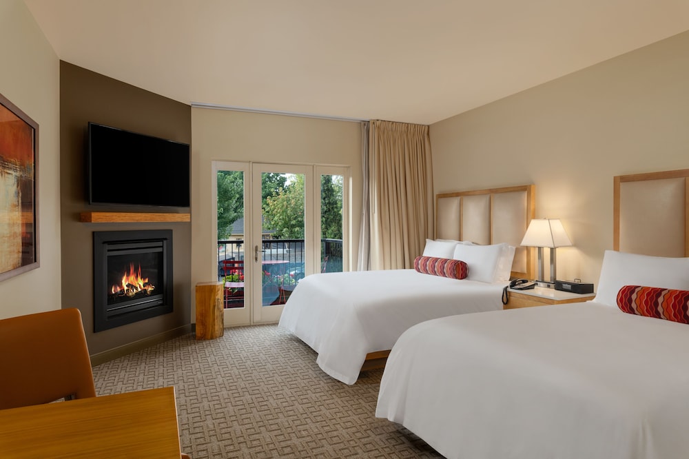 SUPERIOR, 2 QUEEN BEDS