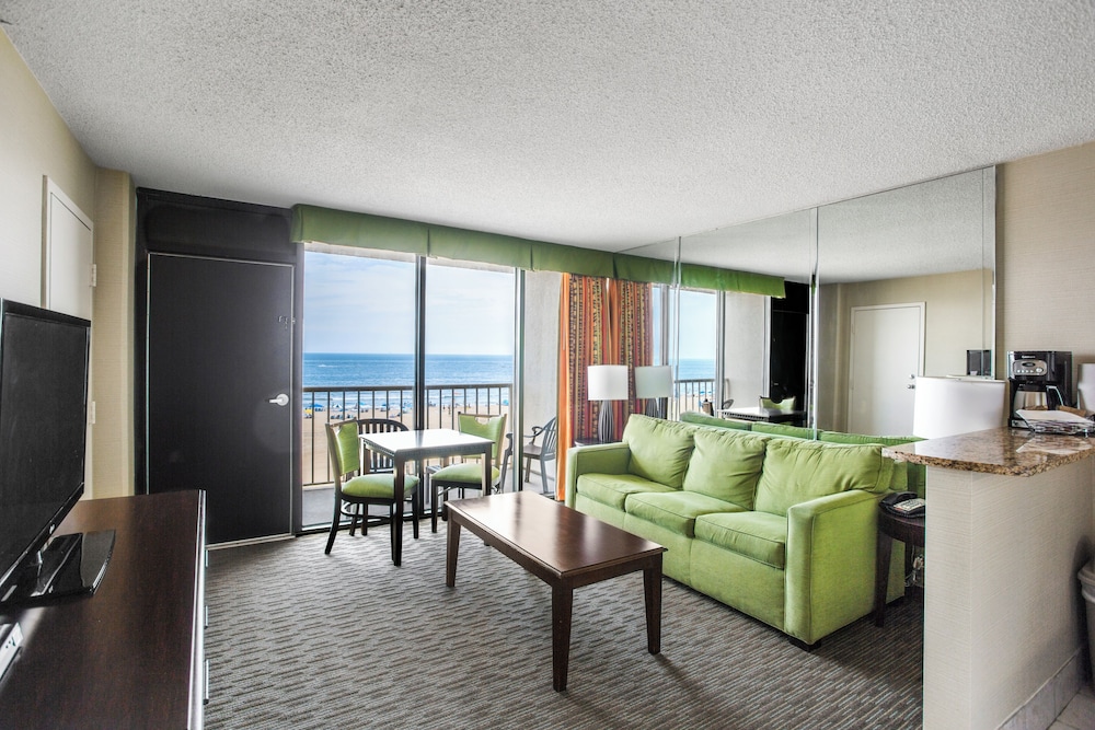 Beach Quarters Resort 26/50