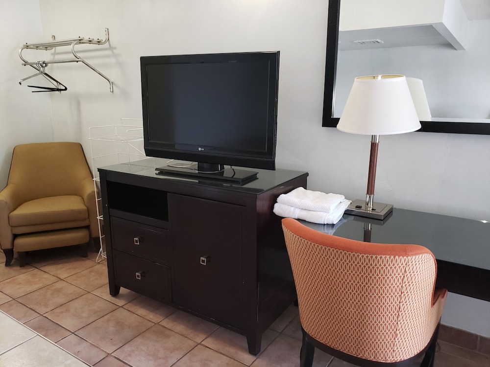 Niagara Falls Courtside Inn Hotel 26/41