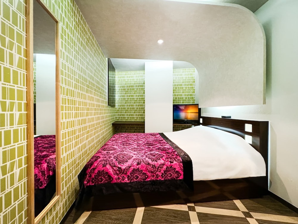 Hotel Century 10/49