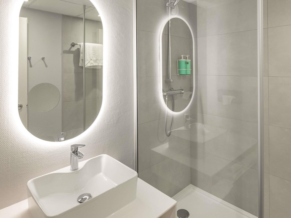 Novotel Macon Nord 72/74