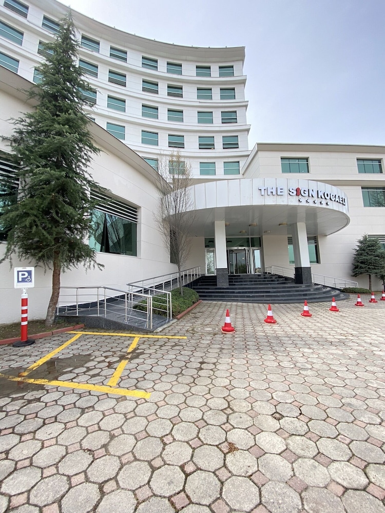 The Sign Kocaeli Thermal Spa Hotel & Convention Center 48/53
