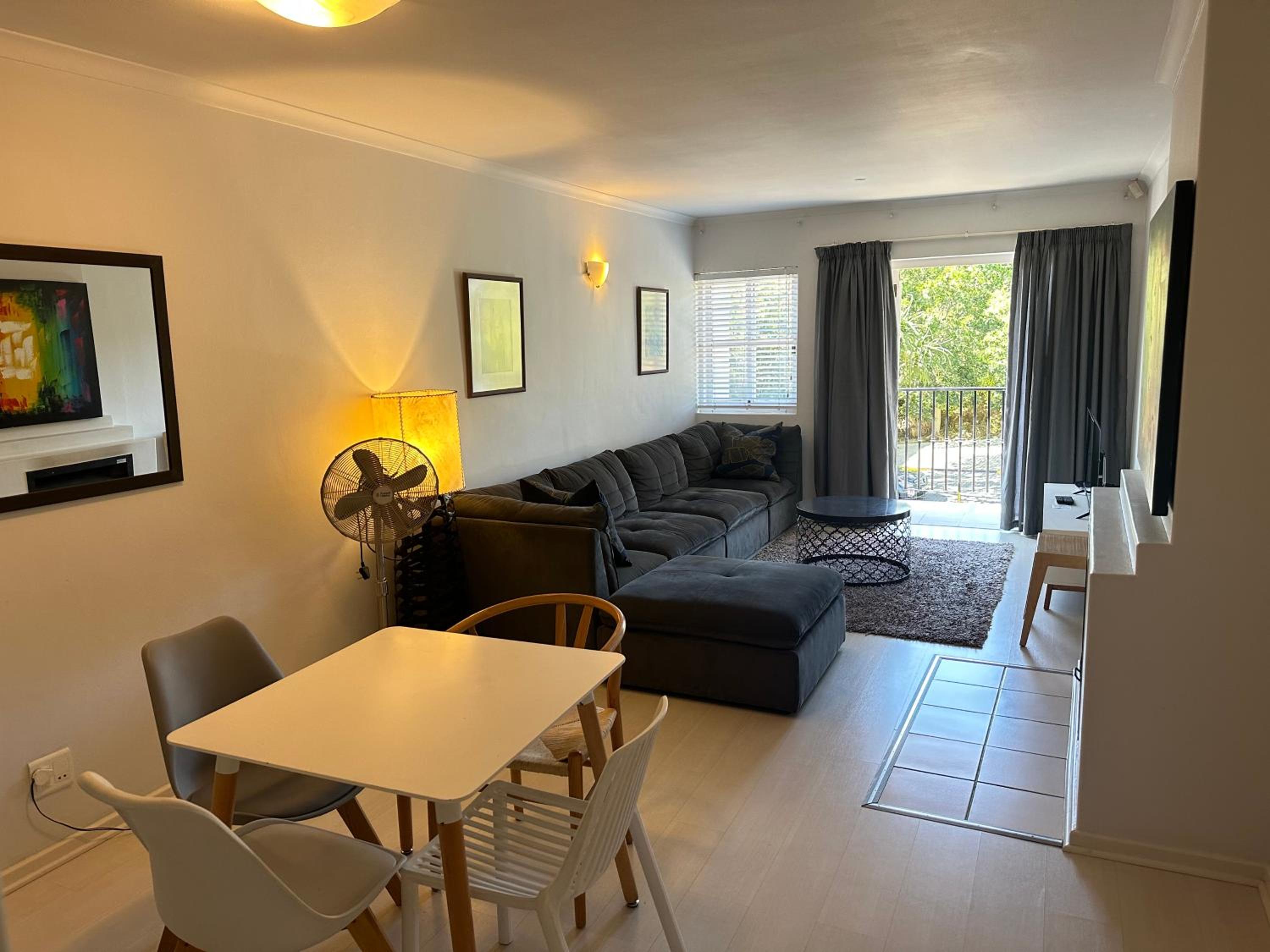 De Waterkant Piazza Apartments 22/44