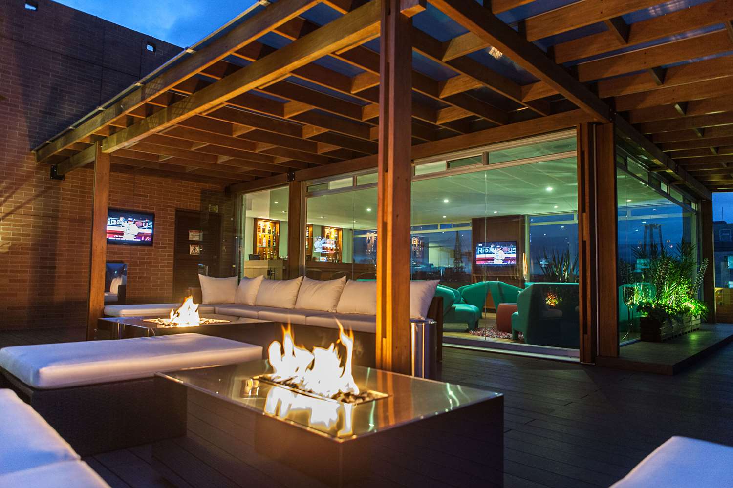 Lobby at Best Western Plus 93 Park Hotel, BOGOTA